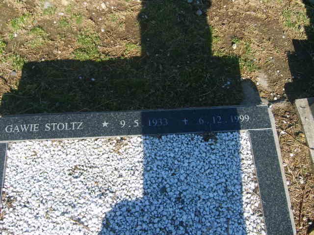 STOLTZ Gawie 1933-1999
