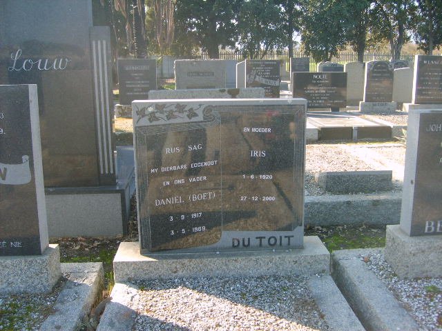 TOIT Danie, de 1917-1969 &amp; Iris 1920-2000