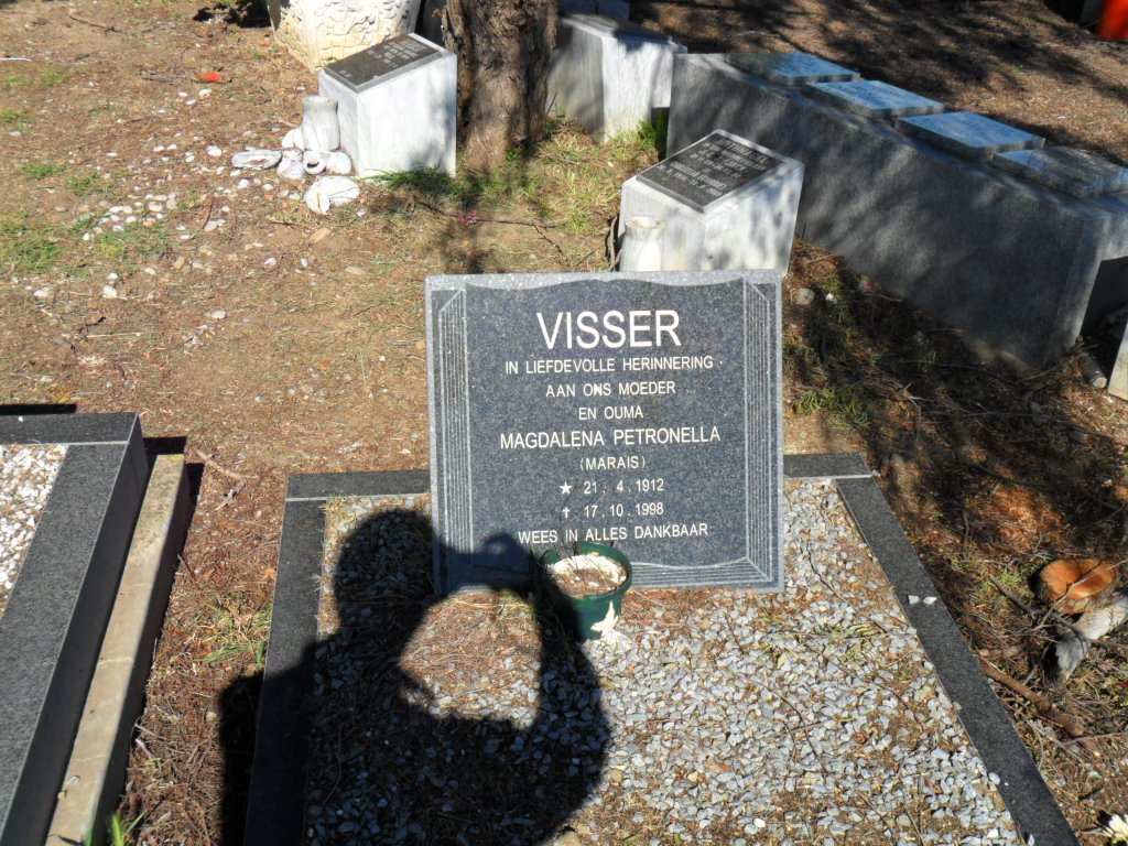 VISSER Magdalena Petronella nee MARAIS 1912-1998