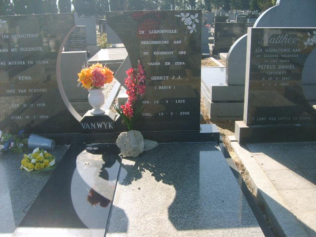 WYK Gerrit J.J., van 1926-2009 &amp; Rena VAN SCHOOR 1928-1984
