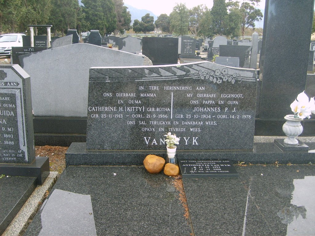 WYK Johannes P.J. van 1904-1978 &amp; Catherine H. BOTHA 1913-1986