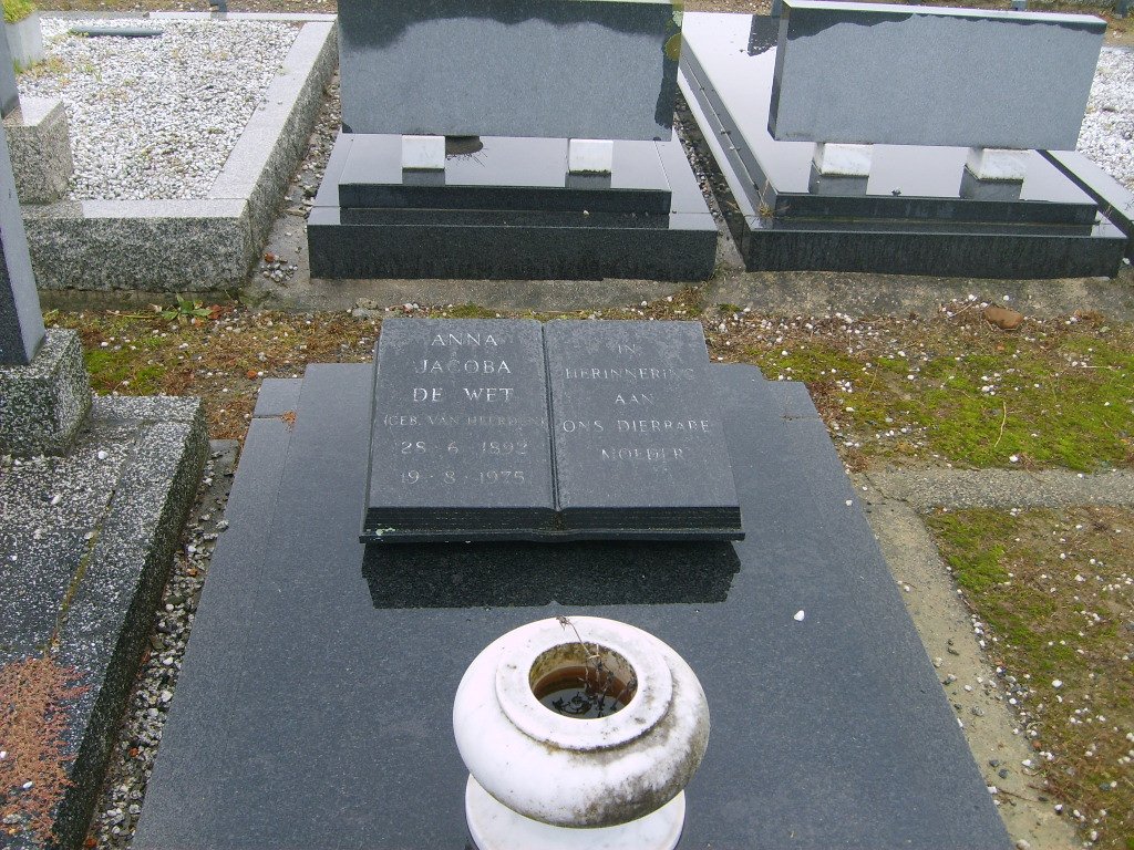 WET Anna Jacoba, de 1892-1975