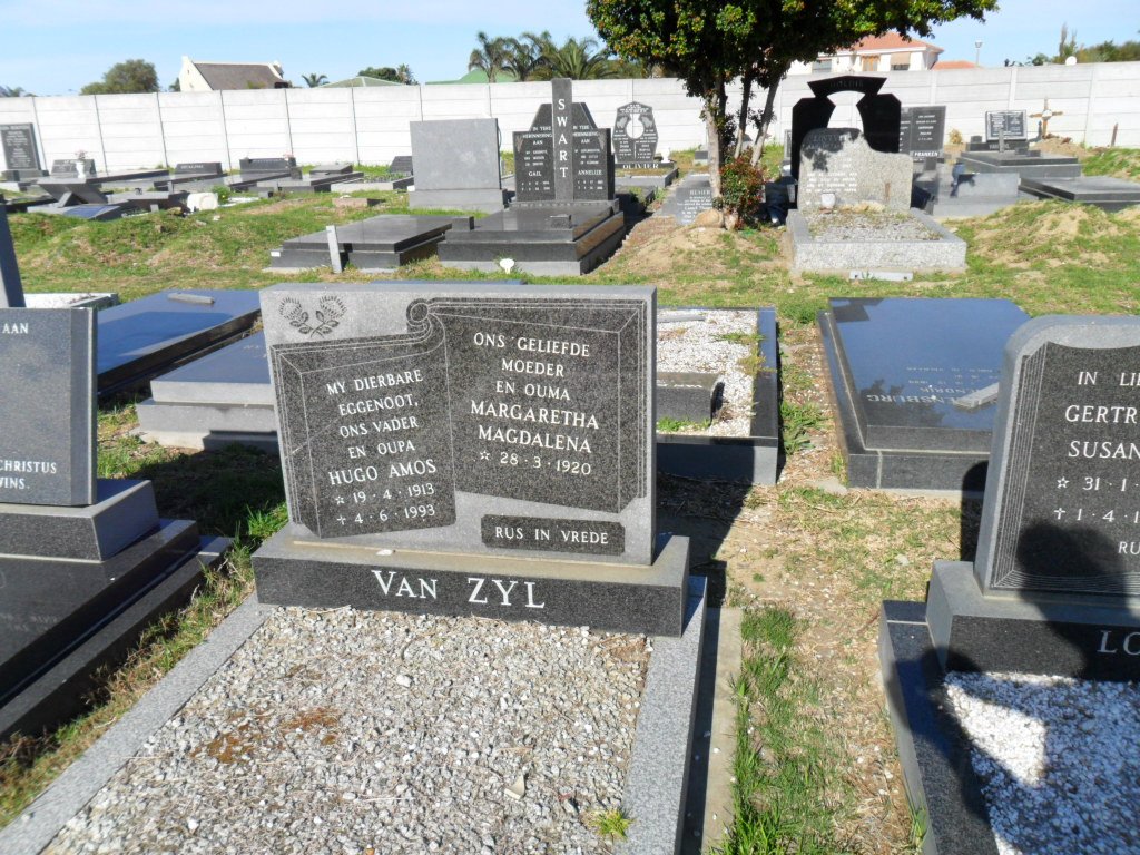 ZYL Hugo Amos, van 1913-1993 &amp; Margaretha Magdalena 1920-
