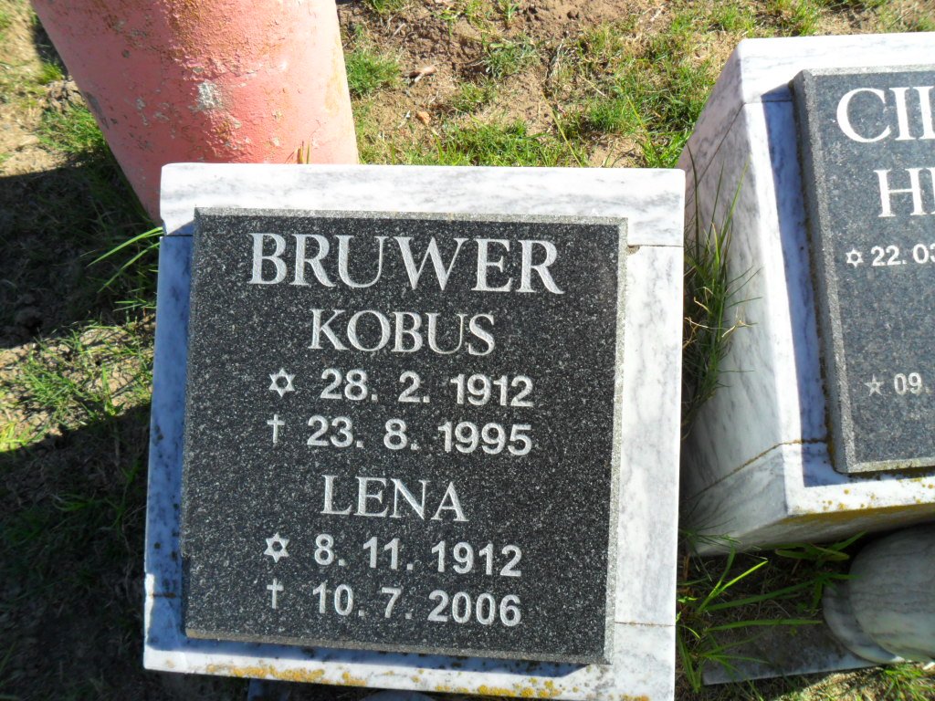BRUWER Kobus 1912-1995 &amp; Lena 1912-2006