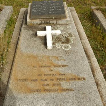 GILL Johannes 1893-1961 &amp; Rachel Francis 1895-1980 :: GILL Cecil 1921-1967