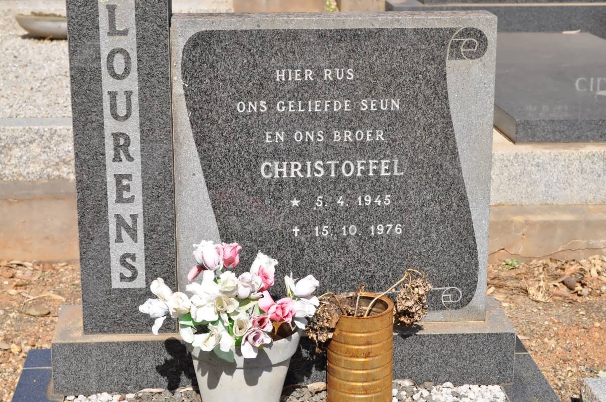 LOURENS Christoffel 1945-1976