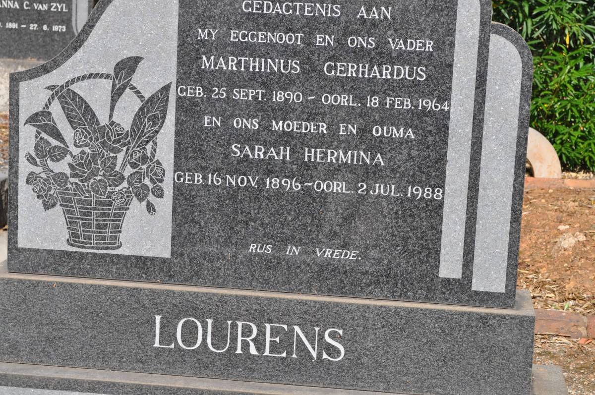 LOURENS Marthinus Gerhardus 1890-1964 &amp; Sarah Hermina 1896-1988