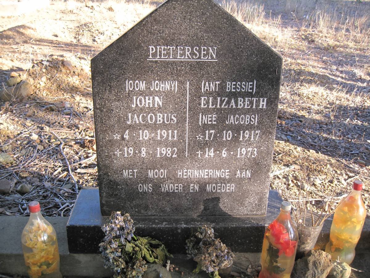 PIETERSEN John Jacobus 1911-1982 &amp; Elizabeth JACOBS 1917-1973
