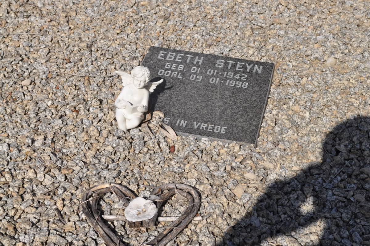STEYN Ebeth 1942-1998