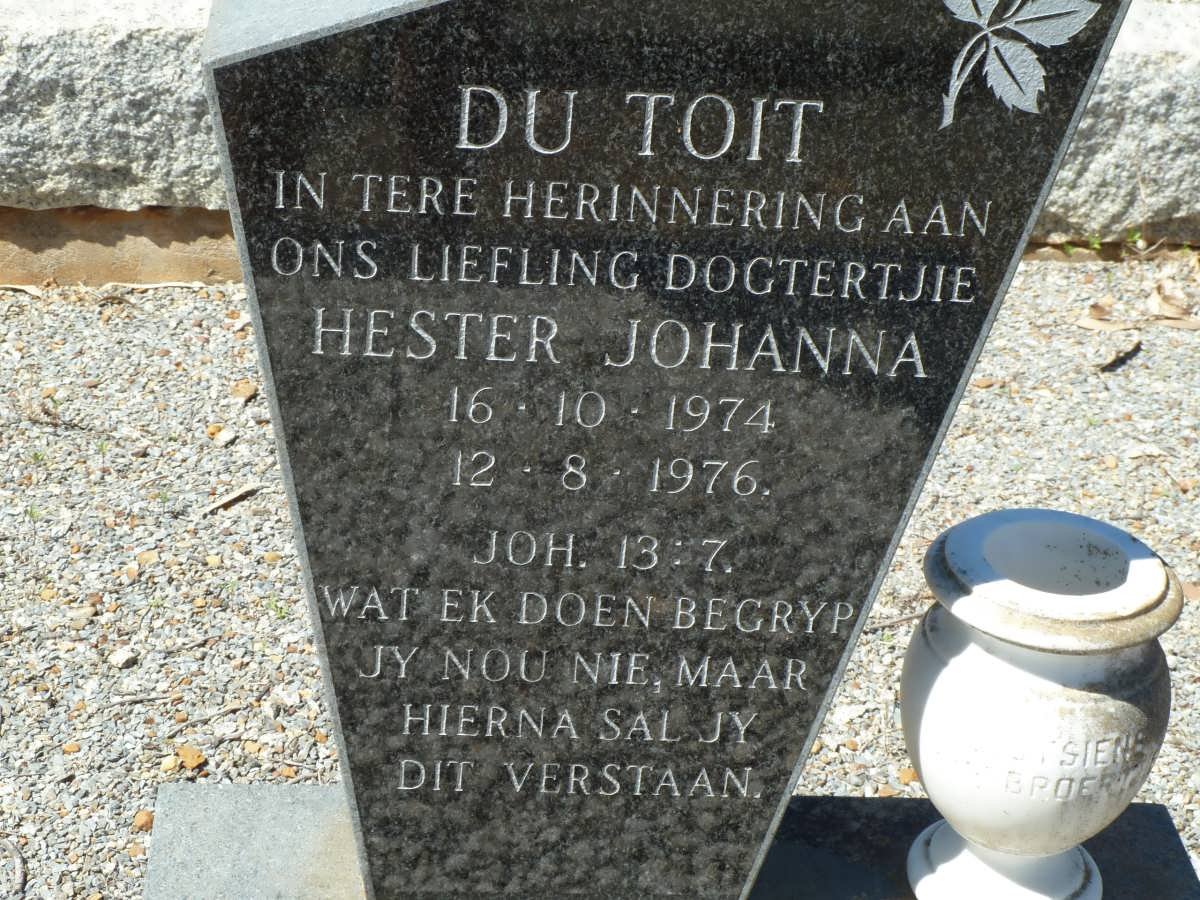 TOIT Hester Johanna, du 1974-1976