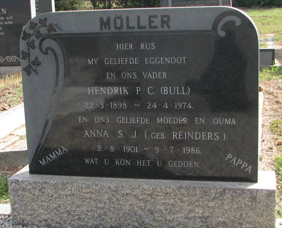 MOLLER Hendrik P.C. 1898-1974 &amp; Anna S.J. REINDERS 1901-1986
