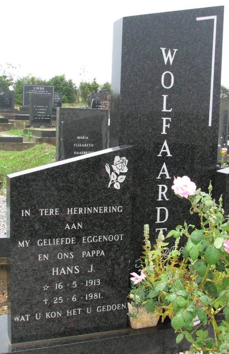 WOLFAARDT Hans J. 1913-1981