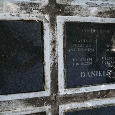 DANIELS :: BOSCH :: NICOLAS