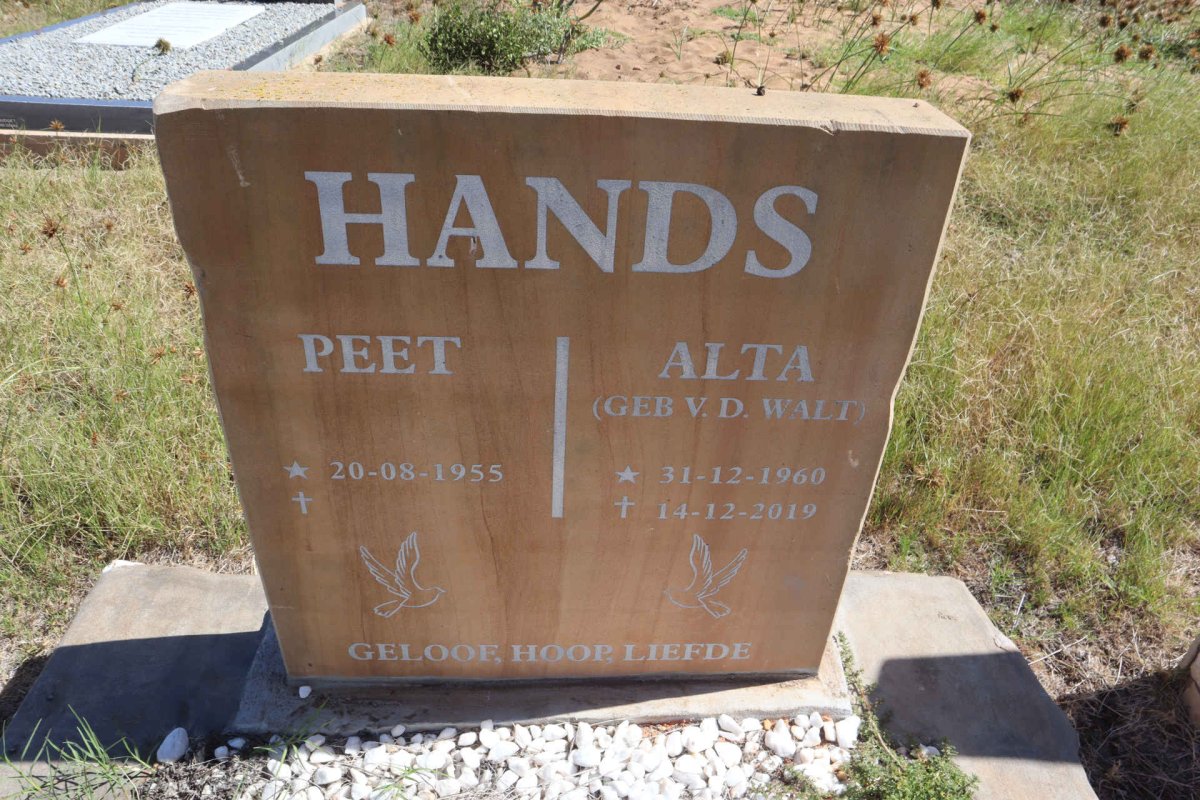 HANDS Peet 1955- & Alta v.d. WALT 1960-2019 _1
