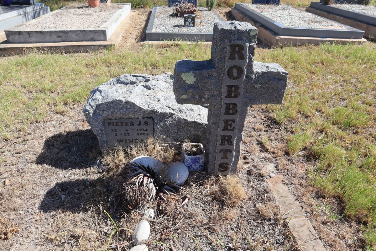 ROBERTS Pieter J.S. 1934-2003 & Winda 1934-_1