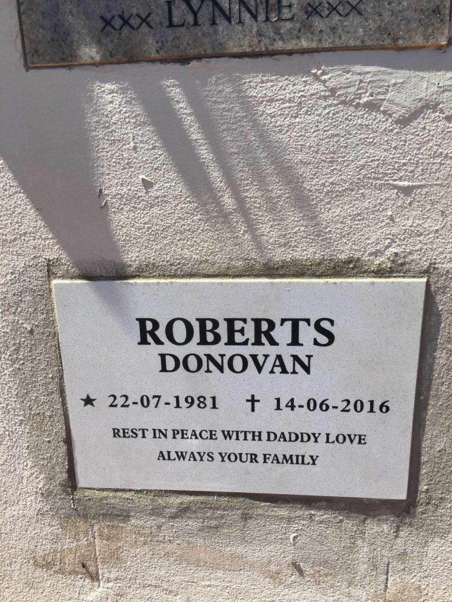 ROBERTS Donovan 1981-2016