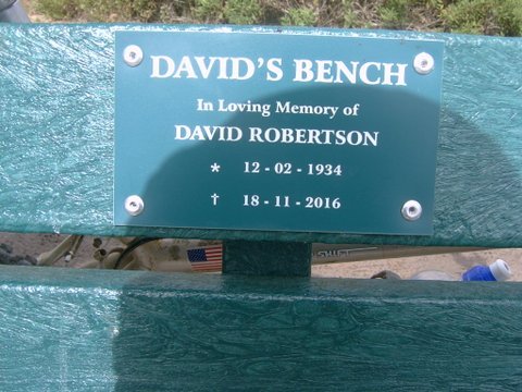 ROBERTSON David 1934-2016