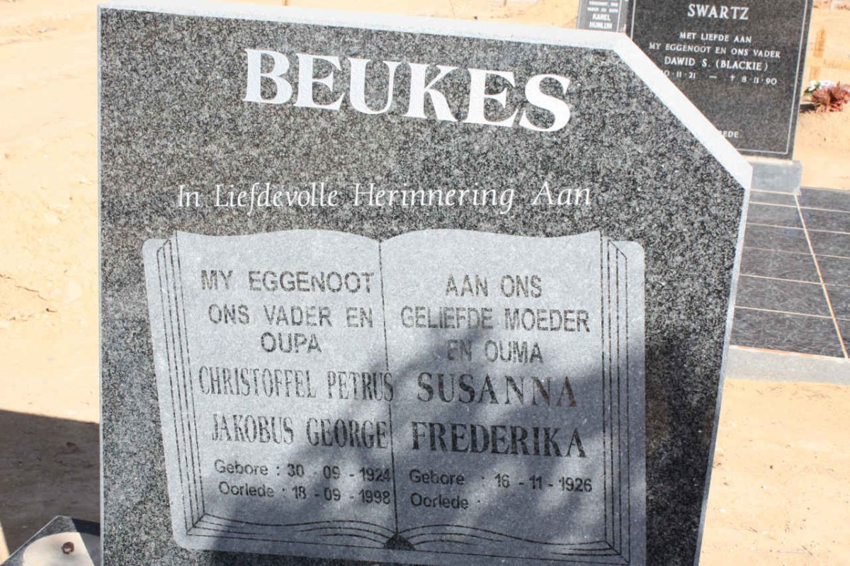 BEUKES Christoffel Petrus Jakobus George 1924-1998 &amp; Susanna Frederika 1926-
