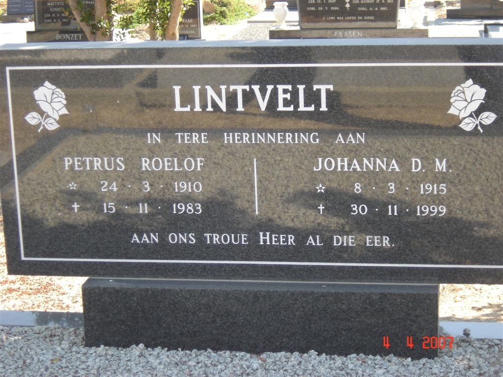 LINTVELT Petrus Roelof 1910-1983 &amp; Johanna D.M. 1915-1999