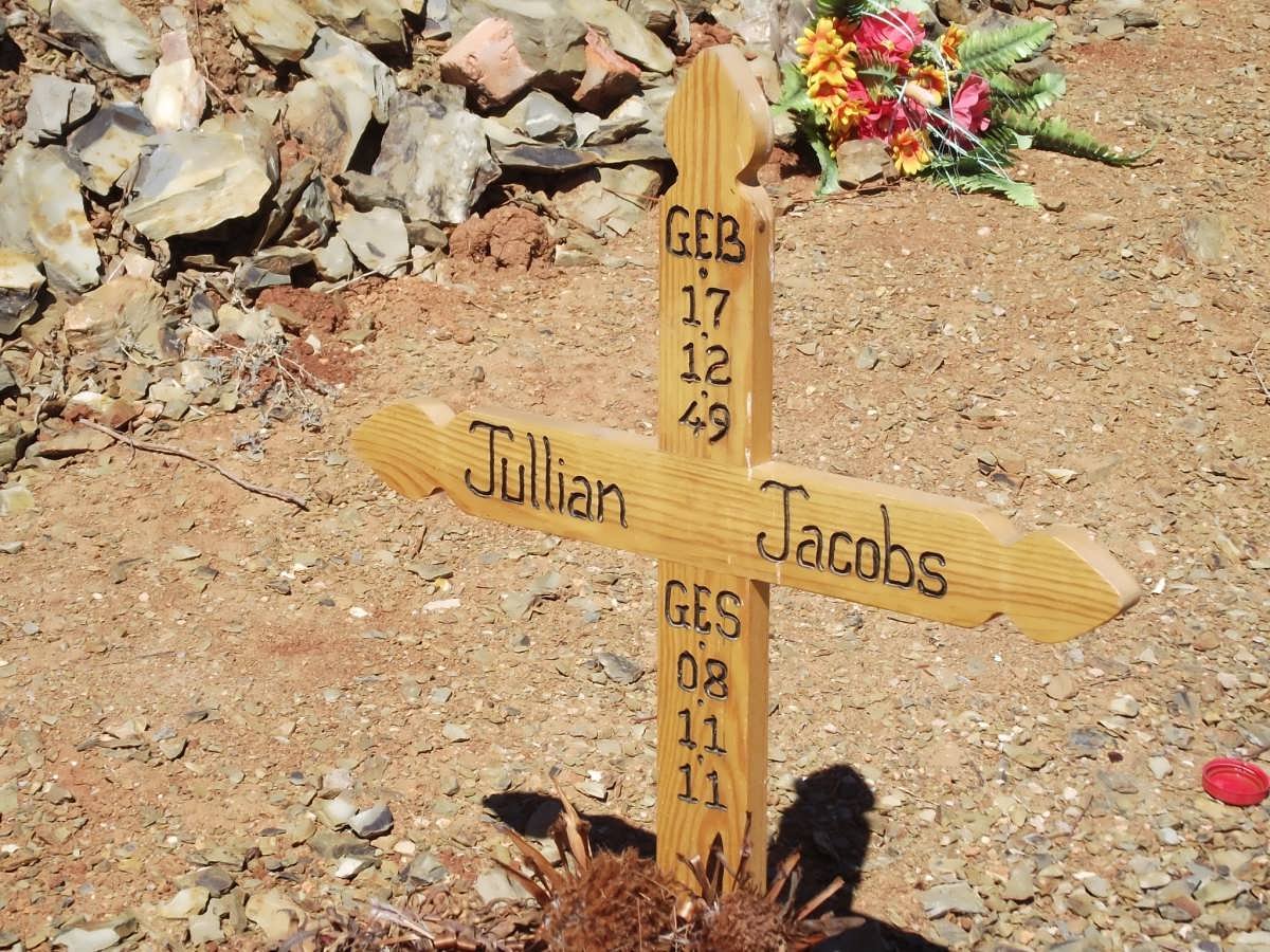 JACOBS Jullian 1949-2011