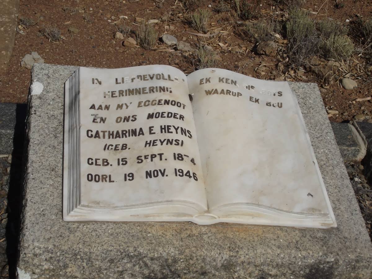 HEYNS Catharina E. nee HEYNS 18?4-1946