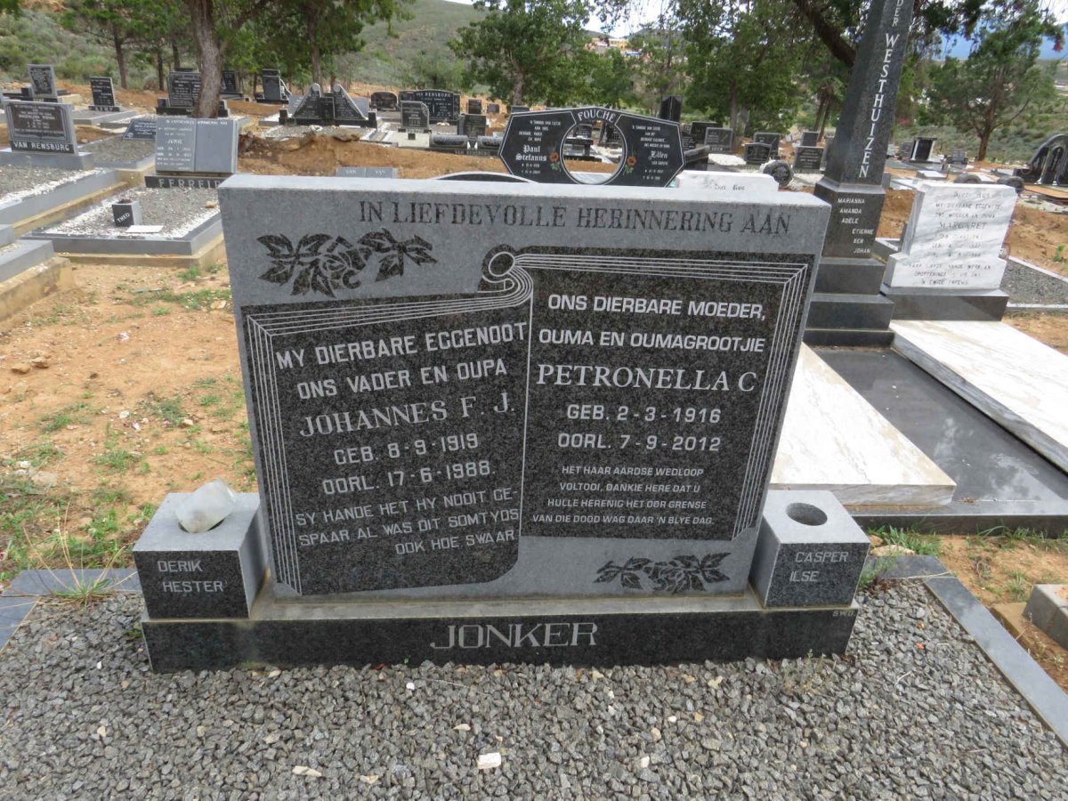 JONKER Johannes F.J. 1919-1988 &amp; Petronella C. 1916-2012