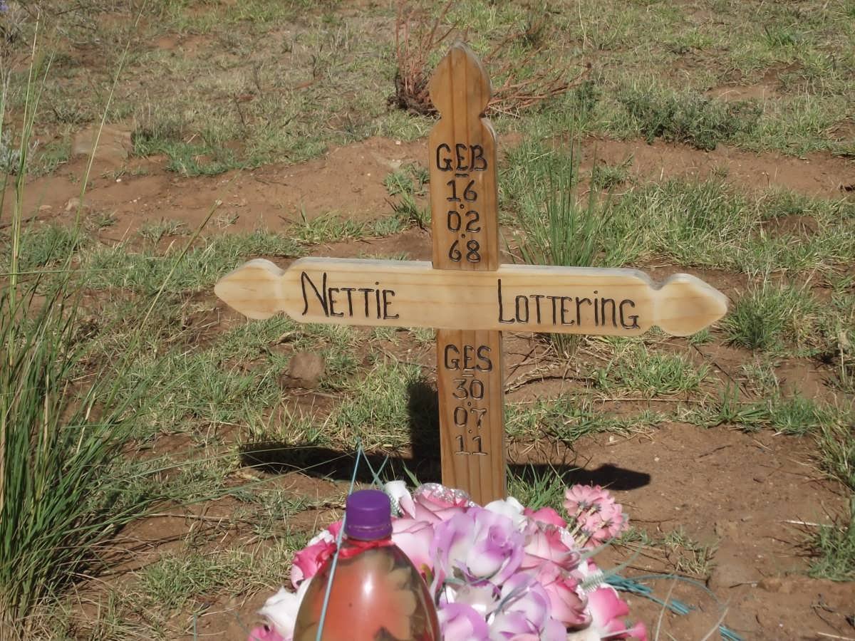 LOTTERING Nettie 1968-2011