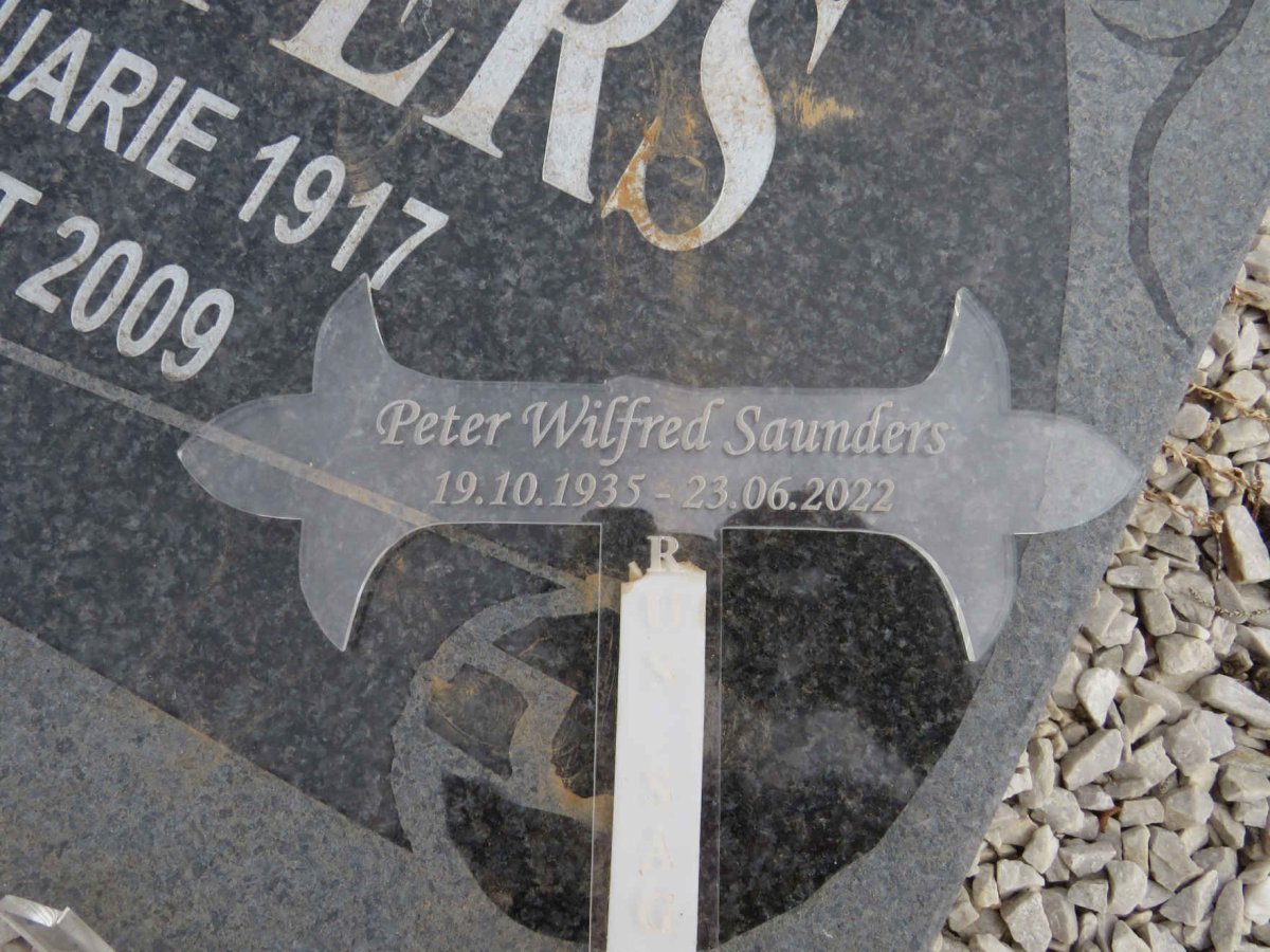 SAUNDERS Peter Wilfred 1935-2022