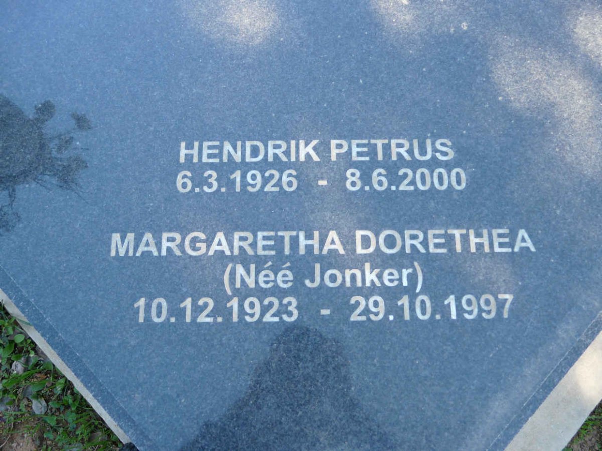 TERBLANCHE Hendrik Petrus 1926-2000 &amp; Margaretha Dorethea JONKER 1923-1997