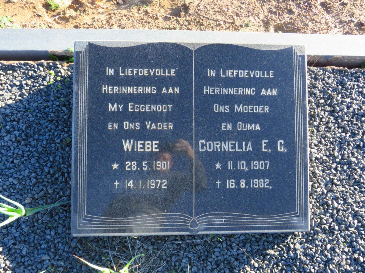 ? Wiebe 1901-1972 & Cornelia E.C. 1907-1982
