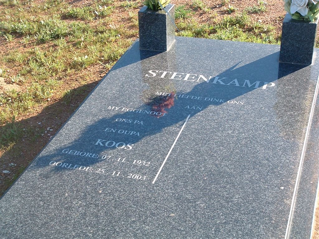 STEENKAMP Koos 1932-2003