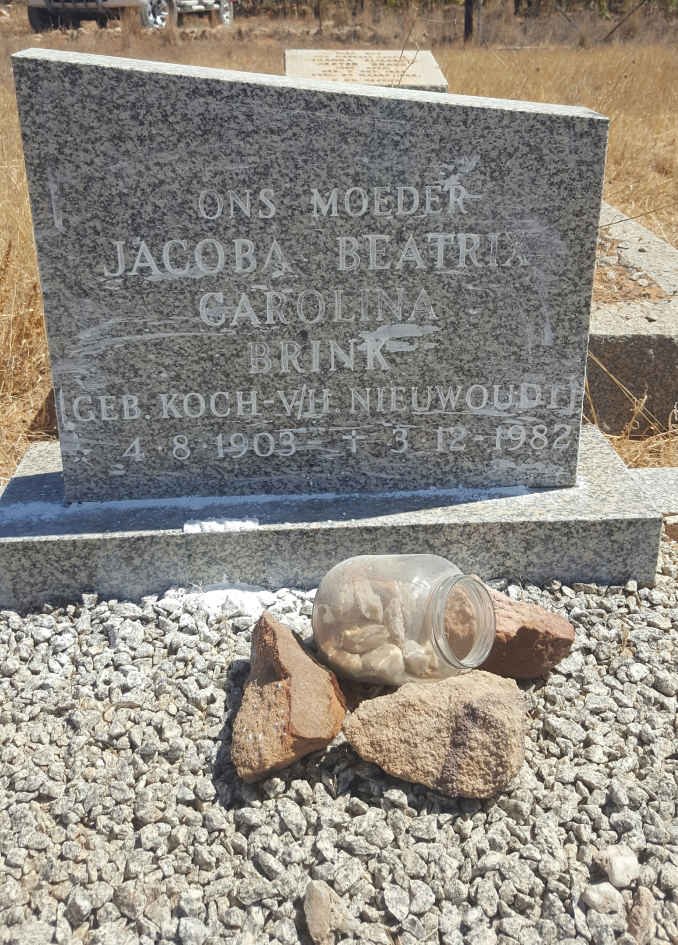 BRINK Jacoba Beatrix Carolina voorheen NIEUWOUDT nee KOCH 1903-1982