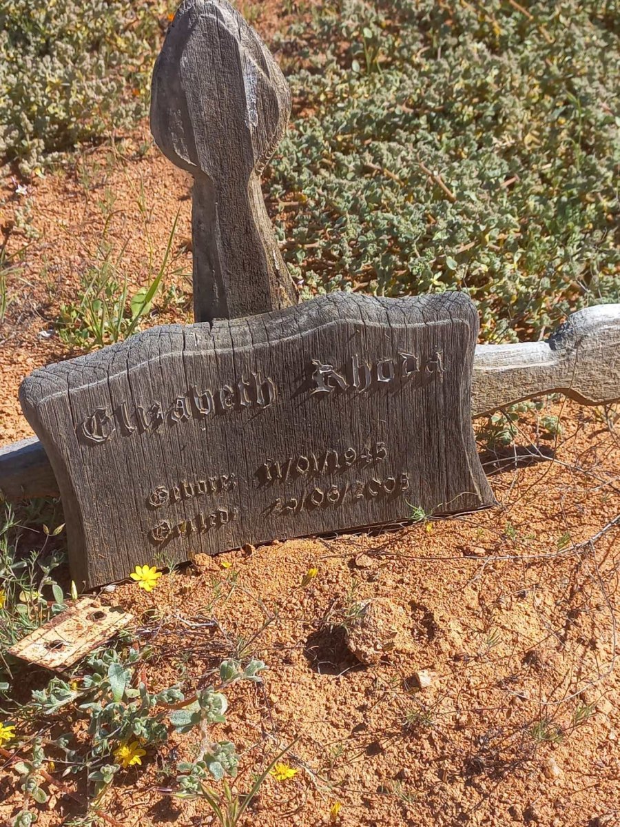 ? Elizabeth Rhoda 1945-2008