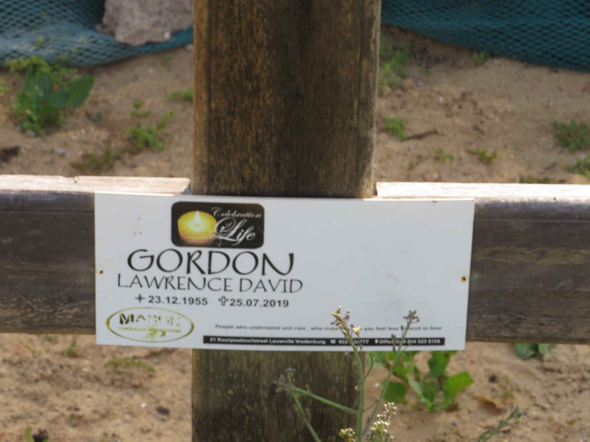 GORDON Lawrence David 1955-2019