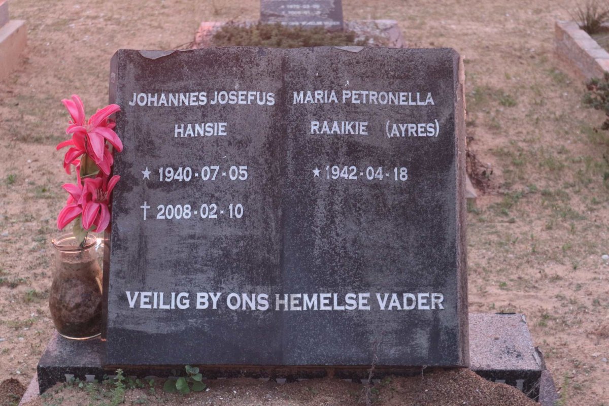 VUUREN Johannes Josefus, Jansen van 1940-2008 &amp; Maria Petronella AYRES 1942-