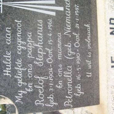 NIEMAND Roelof Stephanus 1904-1961 &amp; Petronella NIEMAND 1910-1987