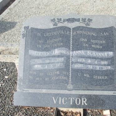 VICTOR Frederick Johannes 1889-1962 &amp; Anna Susanna M. 1891-1978