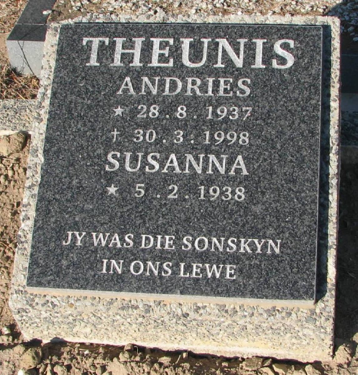 THEUNIS Andries 1937-1998 &amp; Susanna 1938-