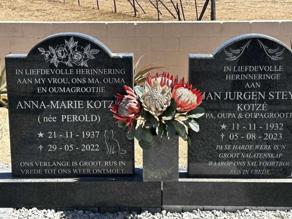 KOTZE Jan Jurgen Steyn 1932-2023 & Anna-Marie PEROLD 1937-2022