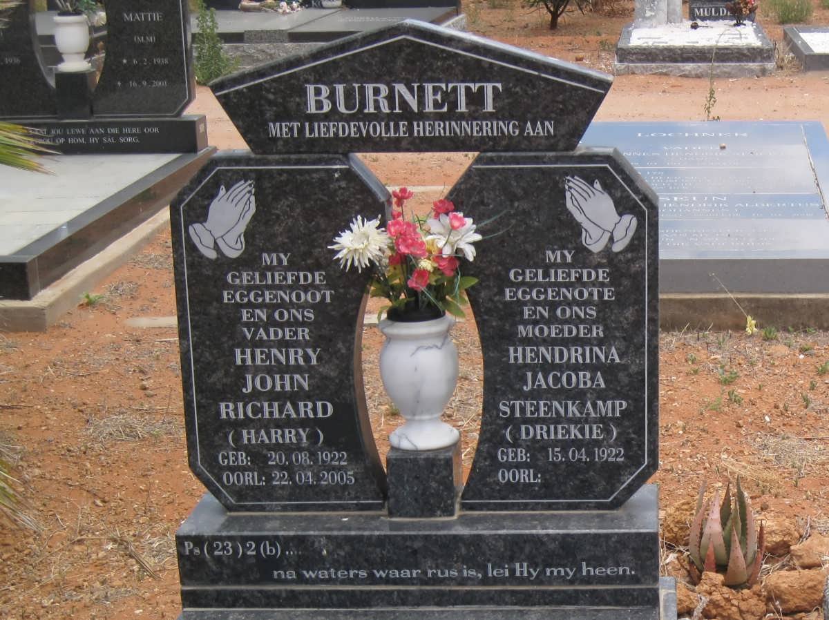 BURNETT Henry John Richard 1922-2005 &amp; Hendrina Jacoba STEENKAMP 1922-