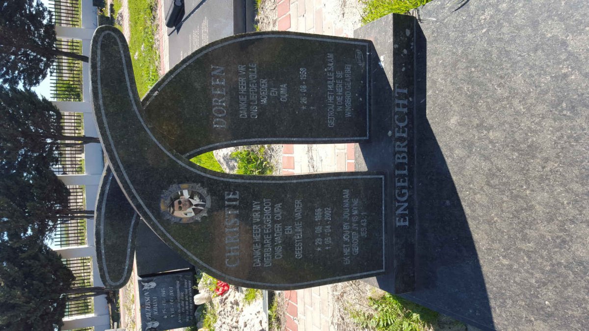 ENGELBRECHT Christie 1956-2002 &amp; Doreen 1958-