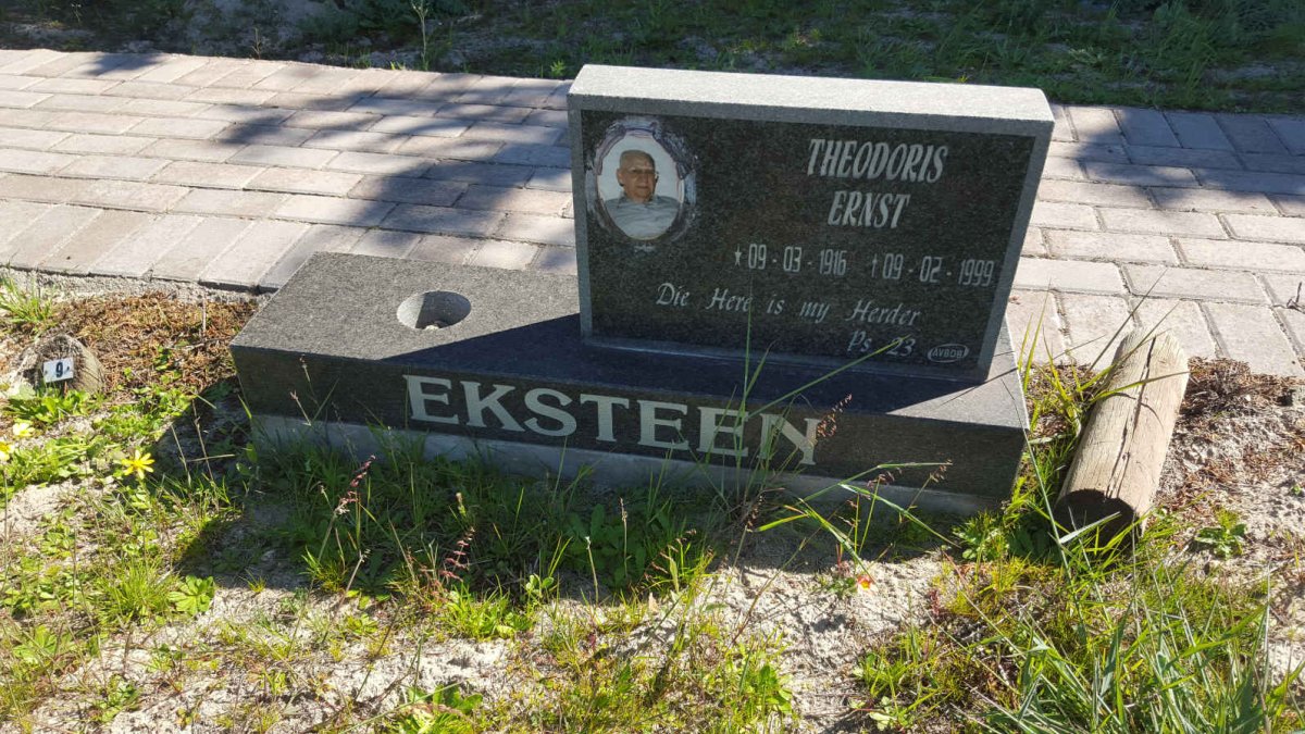 EKSTEEN Theodoris Ernst 1916-1999