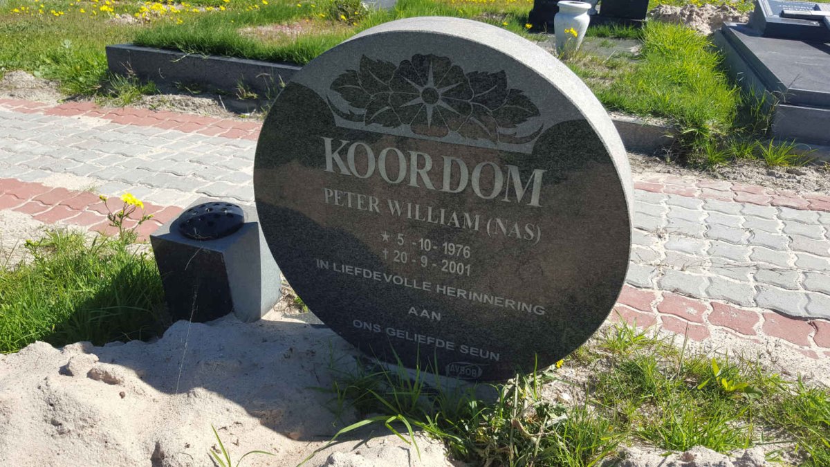 KOORDOM Peter William 1976-2001