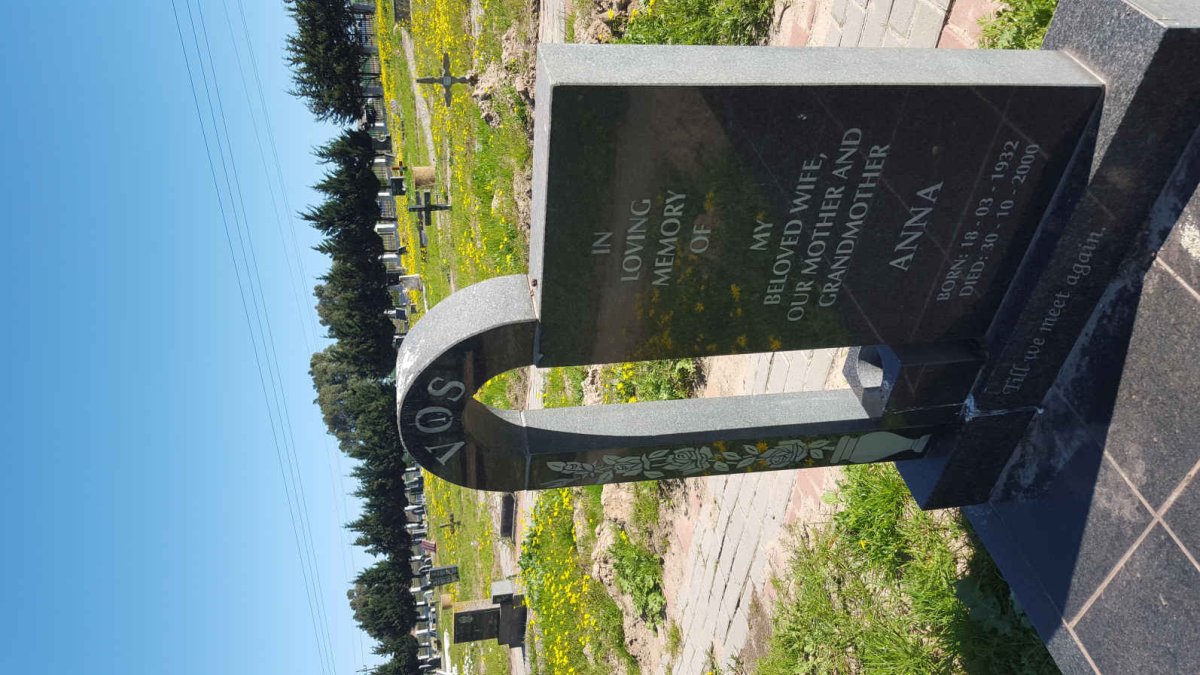 VOS Anna 1932-2000