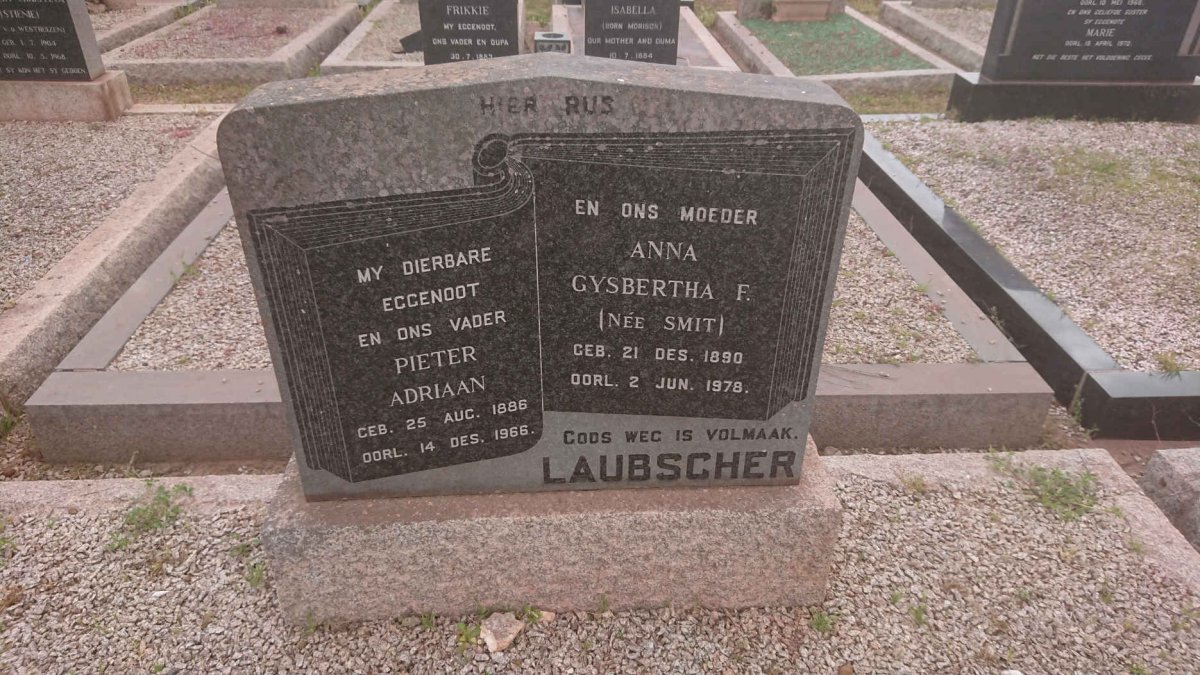 LAUBSCHER Pieter Adriaan 1886-1966 &amp; Gysbertha F. SMIT 1890-1978