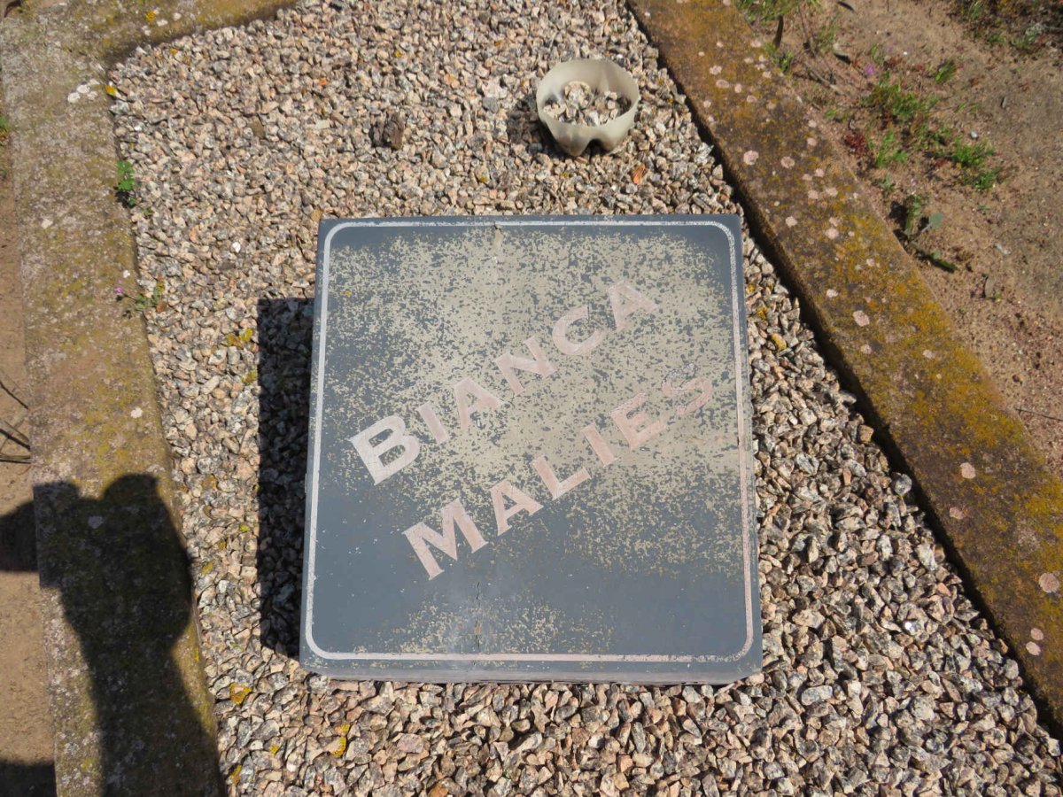 MALIES Bianca