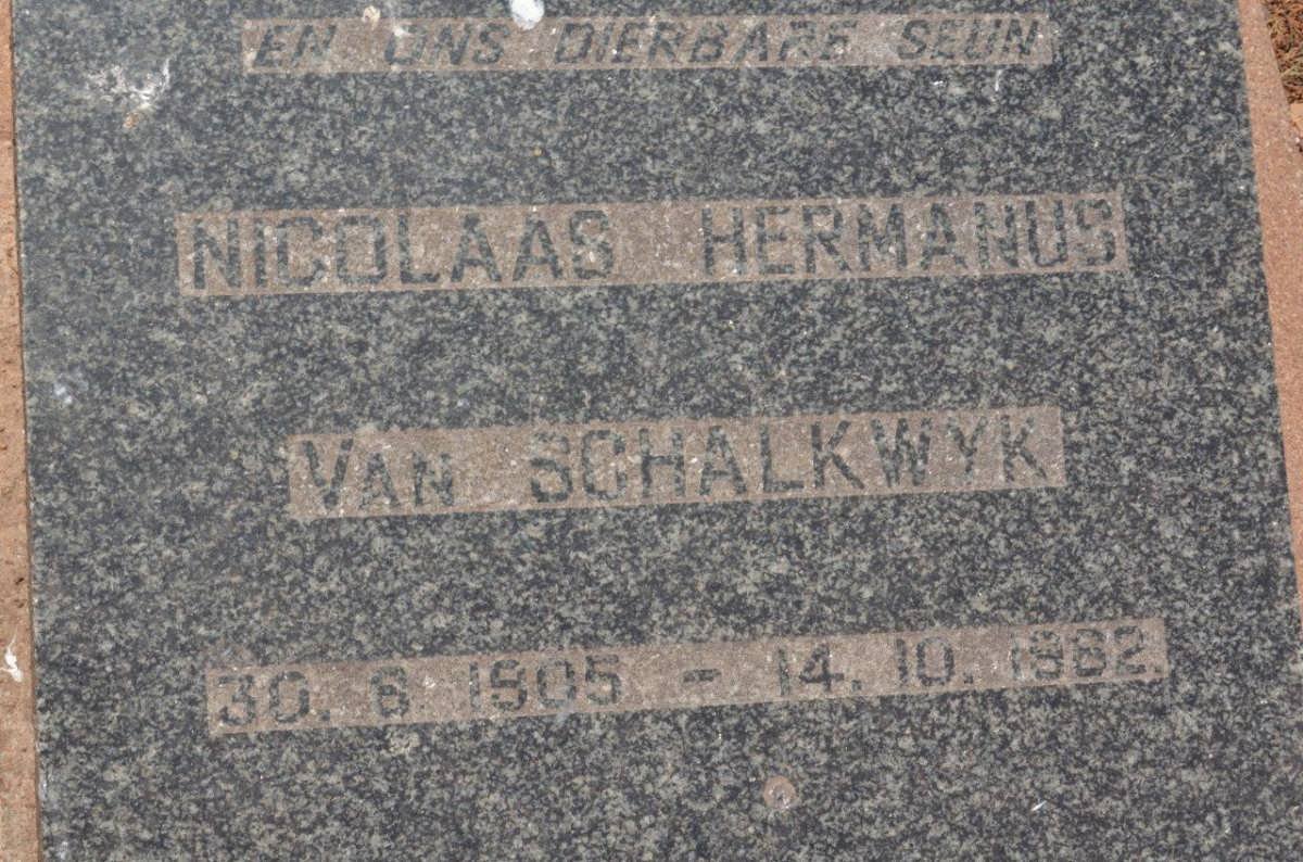 SCHALKWYK Nicolaas Hermanus, van 1905-1982