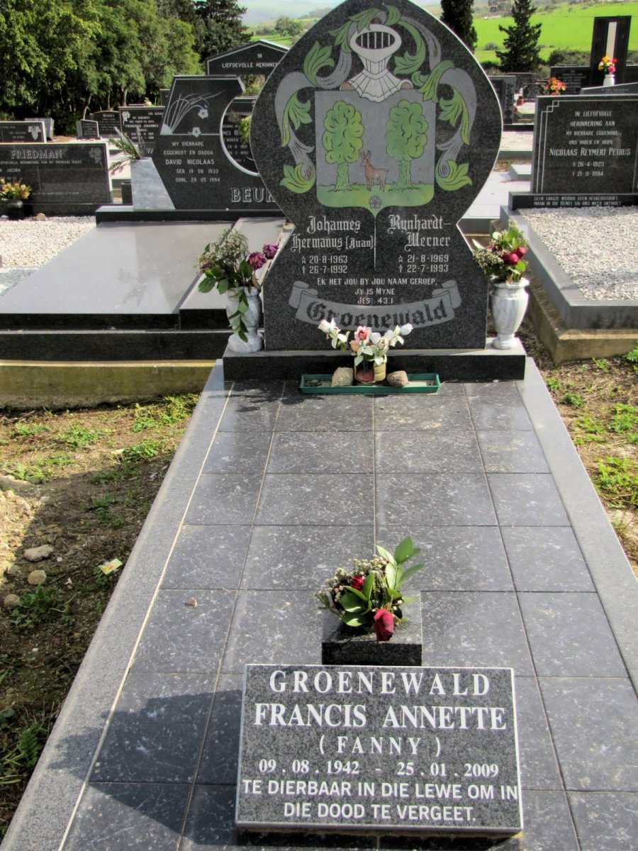 GROENEWALD Francis Annette 1942-2009 :: GROENEWALD Johannes Hermanus 1963-1992 :: GROENEWALD Rynhardt Werner 1969-1993 