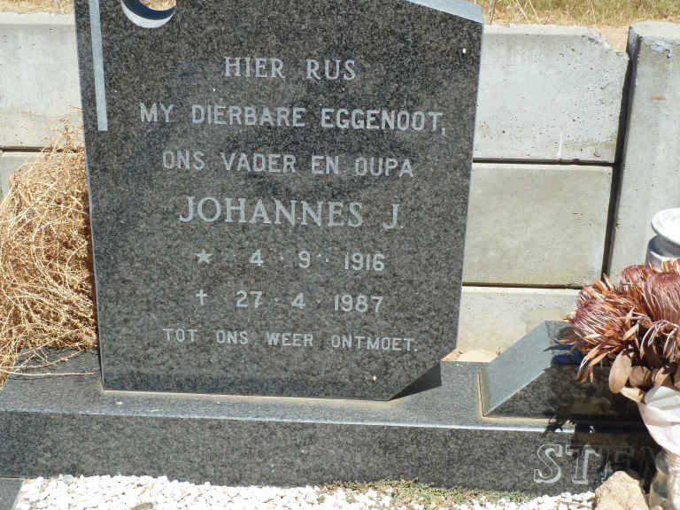 STEMMET Johannes J. 1916-1987 &amp; Jacomina C. 1930-2009