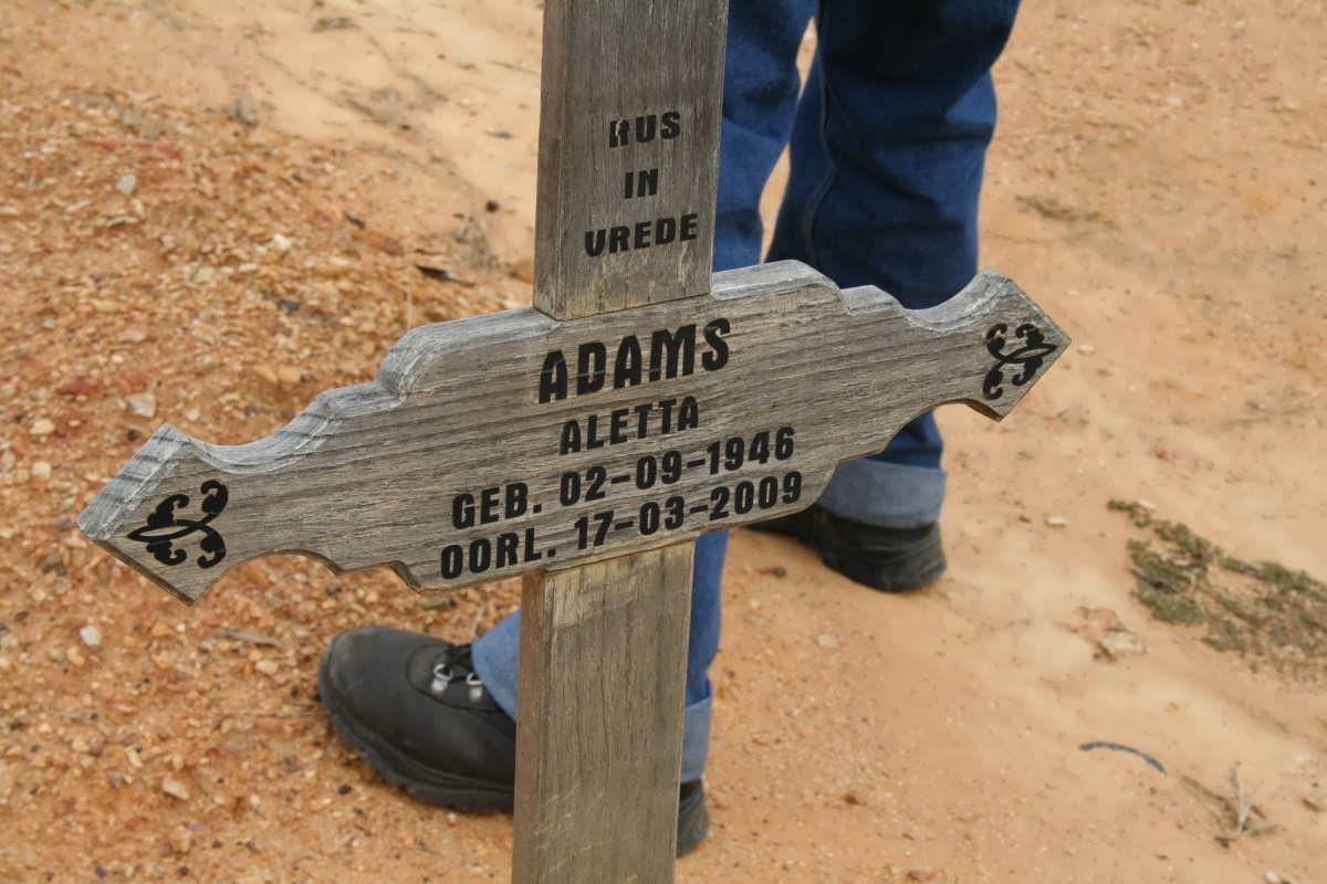 ADAMS Aletta 1946-2009